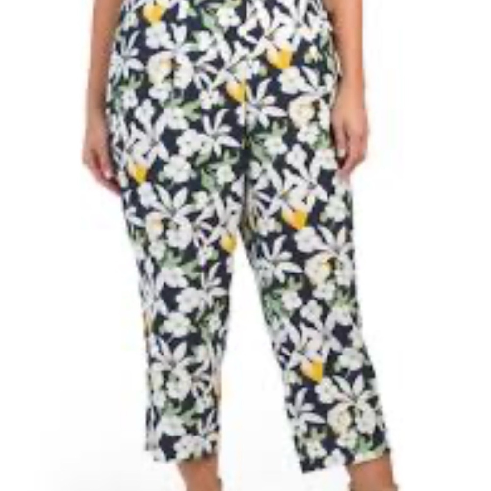 Cynthia Rowley Black Floral Cropped Pants - Picture 1 of 9